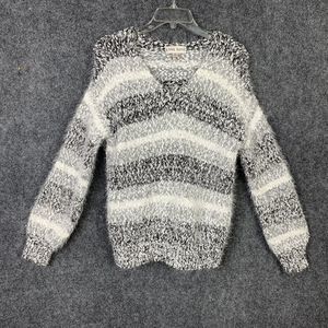 Knox Rose Nubby Eyelash Knit Sweater Women M Pull Over V Neck Soft Warm Cozy